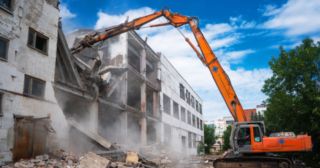 Промышленный демонтаж зданий Алапаевск, цена от 2972 руб.